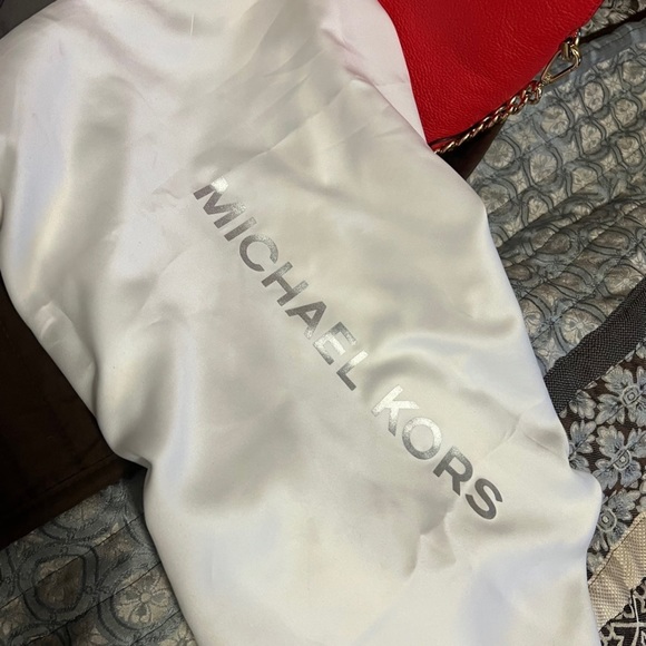 Michael Kors Handbag - Picture 7 of 8